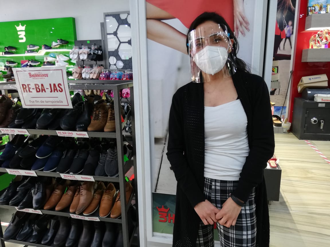 Janet Ledezma León, trabajadora en una zapatería de Pachuca. (Elizabeth Hernández)