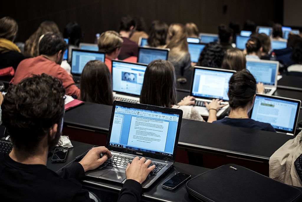 Roban $2.2 millones de dólares en laptops a la Universidad de Stanford, Foto: JEFF PACHOUD/AFP vía Getty Images