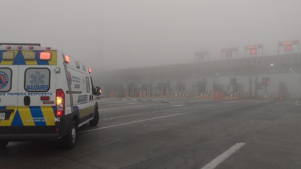 Cierran autopista Monterrey-Saltillo por bancos de niebla. Foto: Especial.
