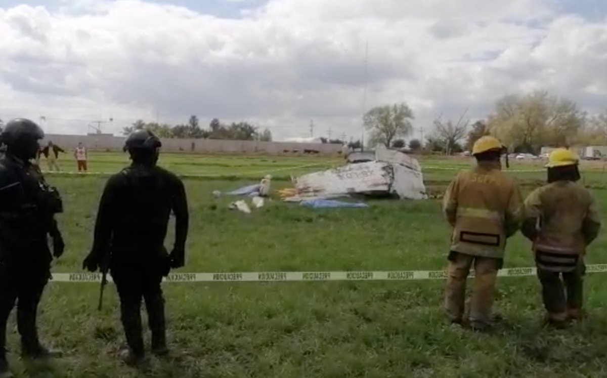 Desplome de avioneta deja tres muertos en Navolato, Sinaloa. (Especial)