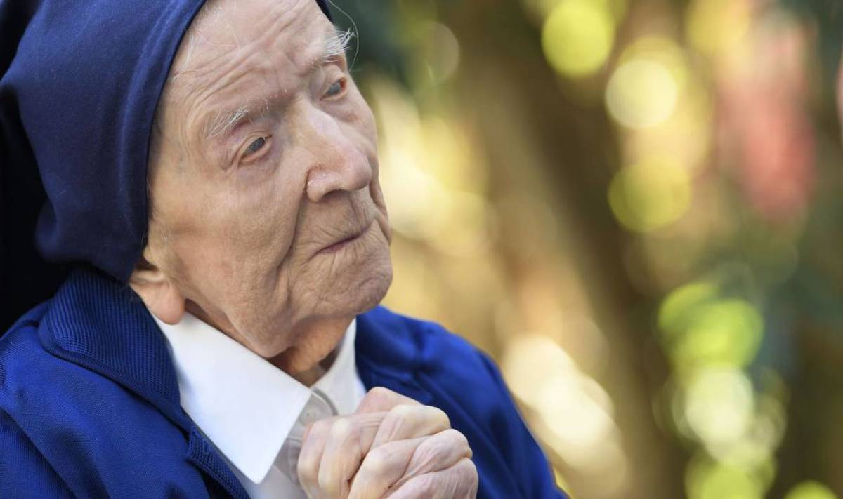 Lucile Randon celebró su cumpleaños en la residencia donde vive con otros ancianos en Francia. | AFP