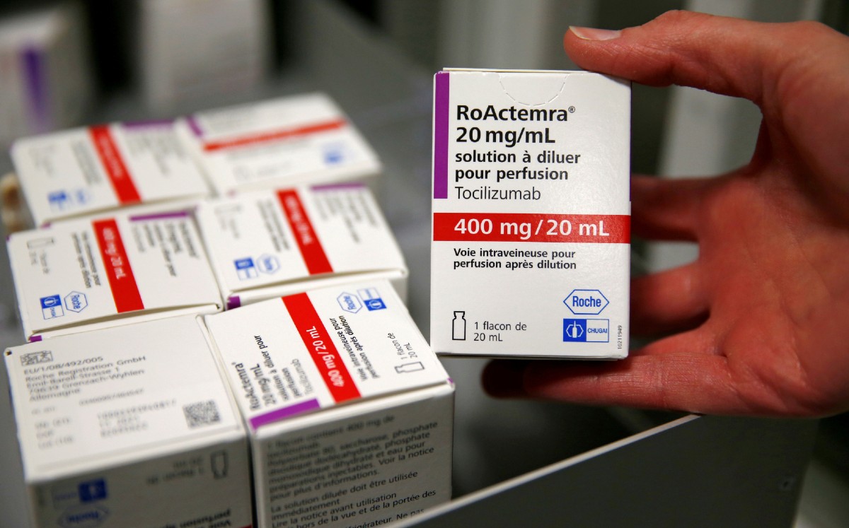 Tocilizumab de Roche reduce muertes en pacientes hospitalizados con covid-19: estudio. (Reuters)