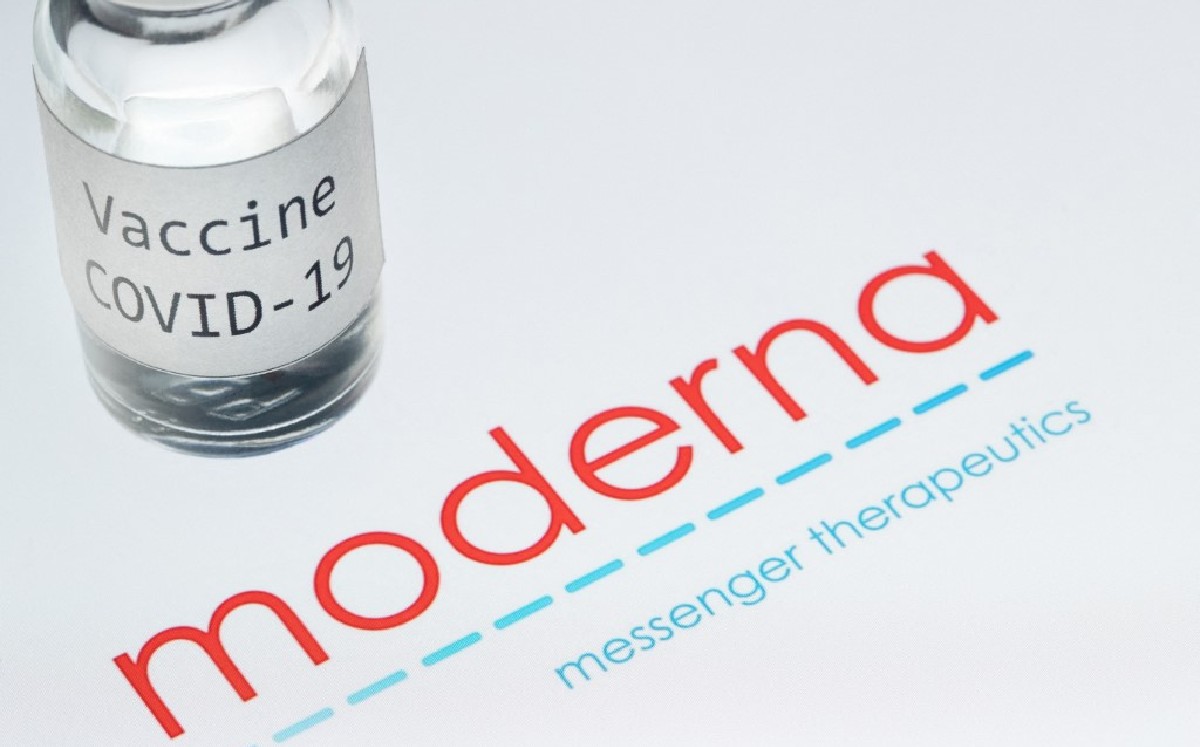 La farmacéutica Moderna pedirá permiso a autoridades regulatorias del mundo para aumentar las dosis por unidad. (AFP)