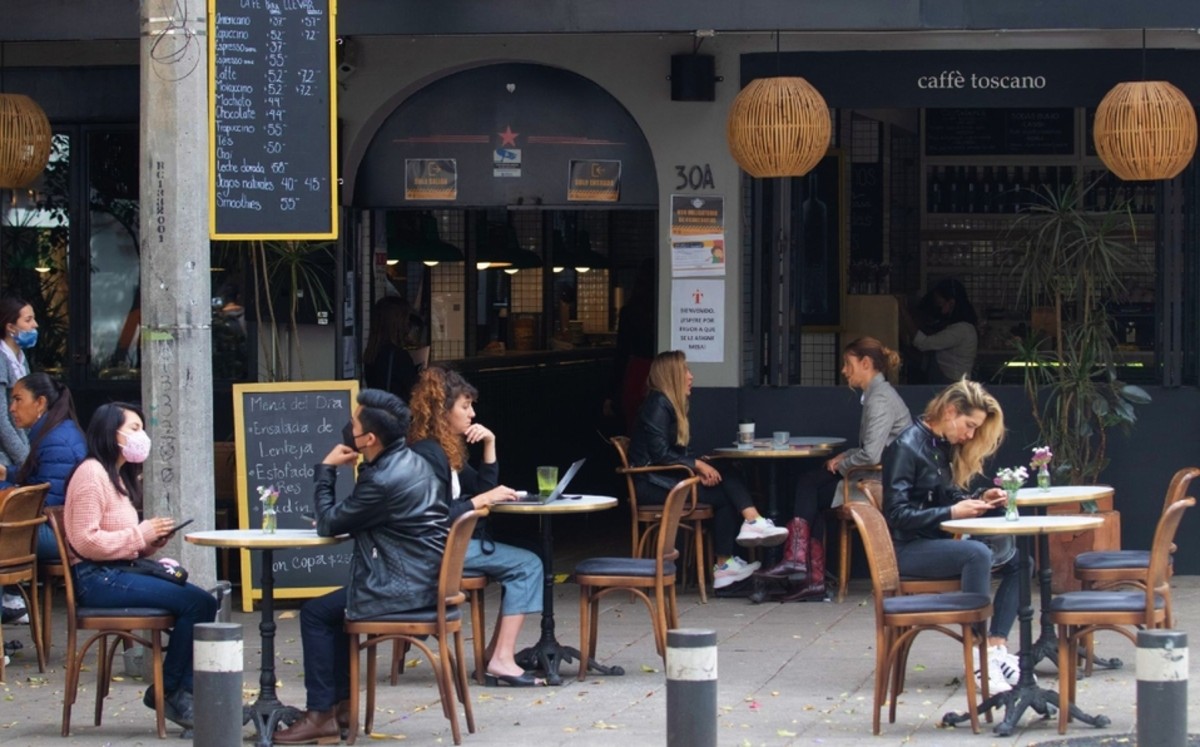 Restaurantes de CdMx podrán cerrar hasta las 22:00 horas a partir del lunes