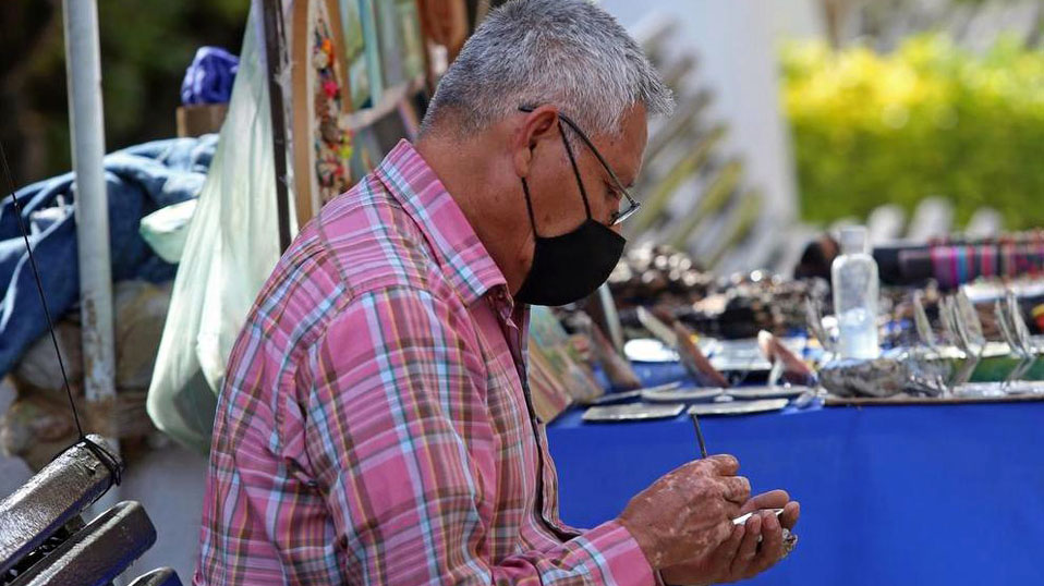 Suman 4.6 millones de adultos mayores registrados para recibir vacuna