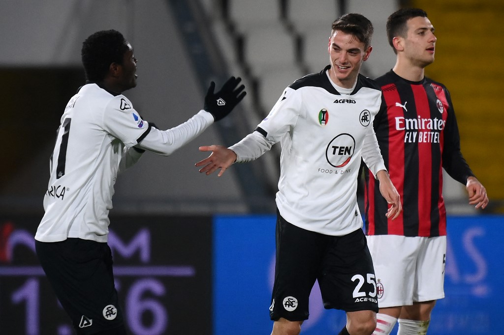 Spezia venció al Milán (AFP)