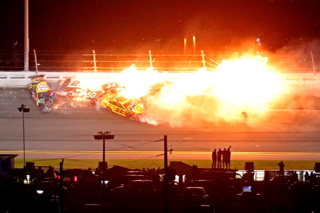Accidente en las 500 millas de Daytona (Reuters)