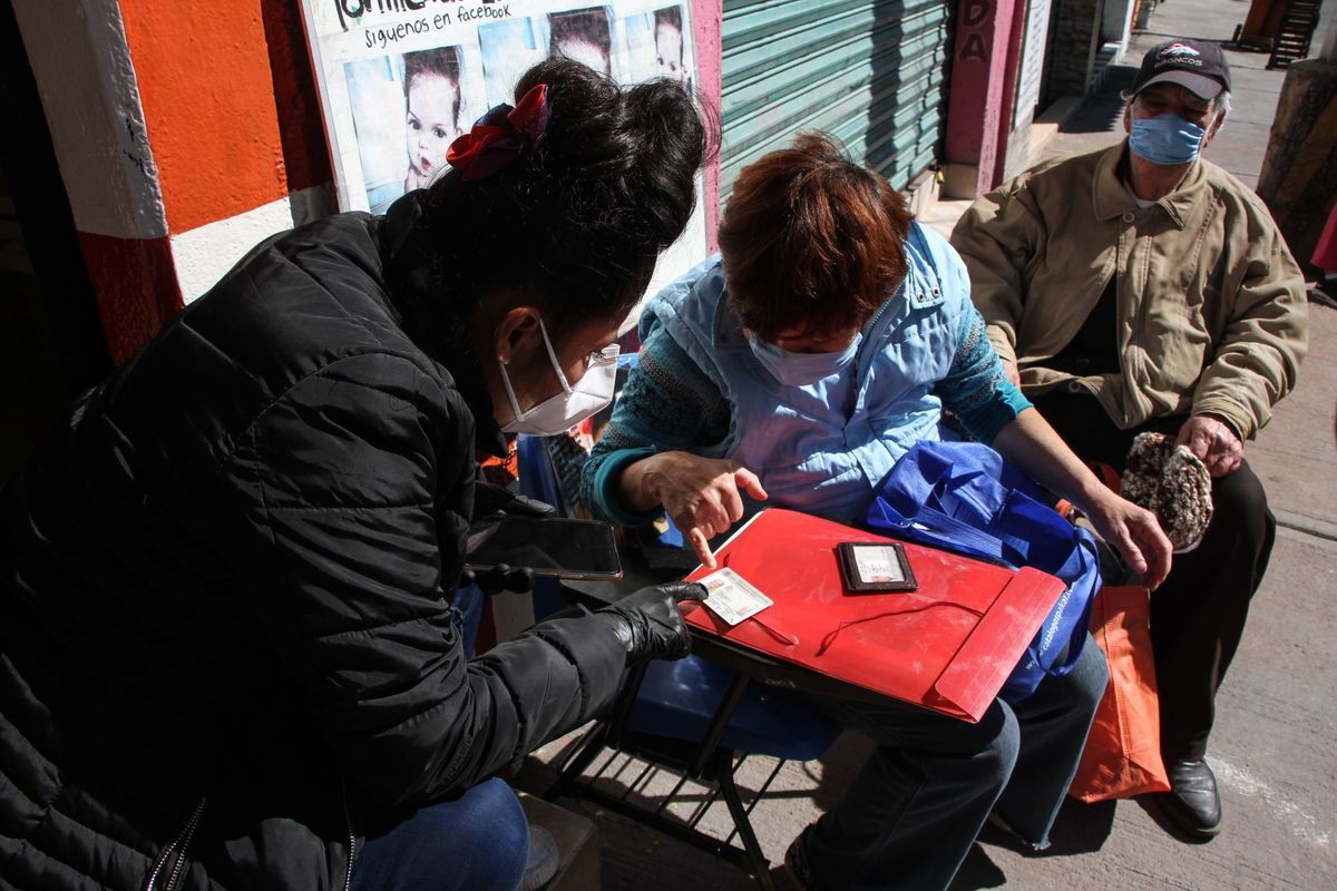 Previo al inicio de la Campaña Nacional de Vacunación, fue solicitado un registro ante autoridades federales. (Cuartoscuro)