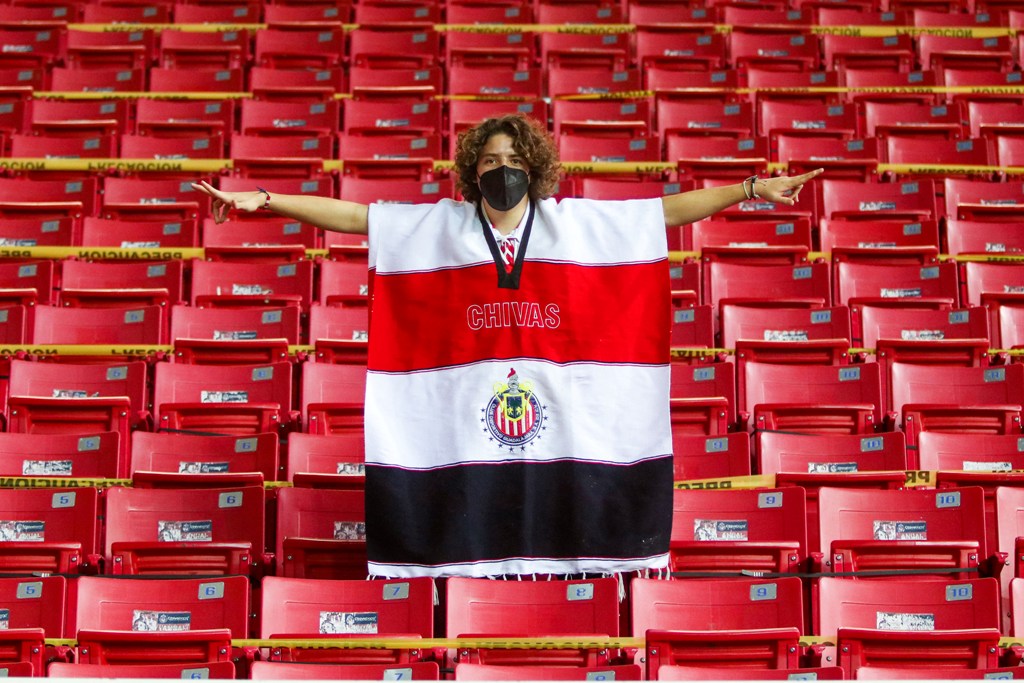 La afición de Chivas regresará al estadio (Imago7)