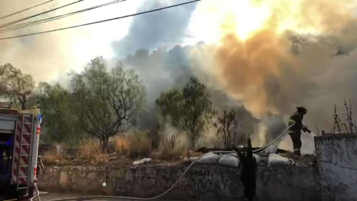 Vecinos alertaron a las autoridades tras darse cuenta de la capa de humo
