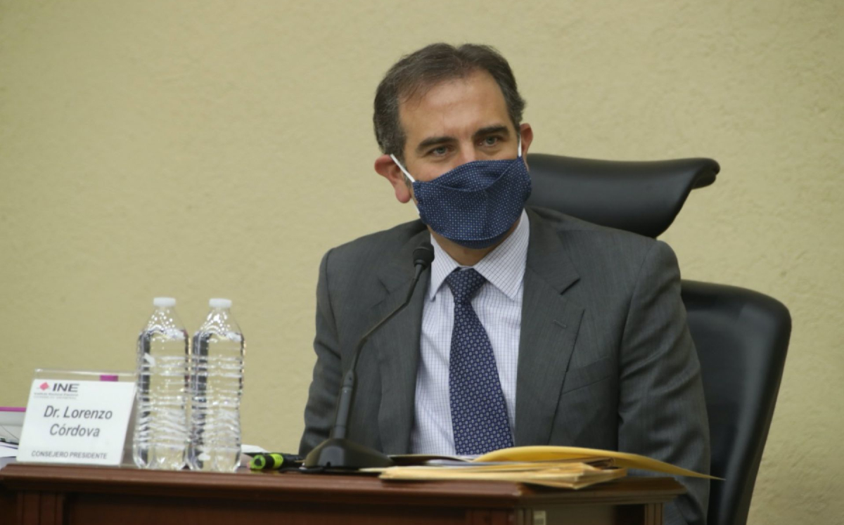 Lorenzo Córdova Vianello, presidente consejero del INE, durante una sesión ordinaria. (Cuartoscuro)