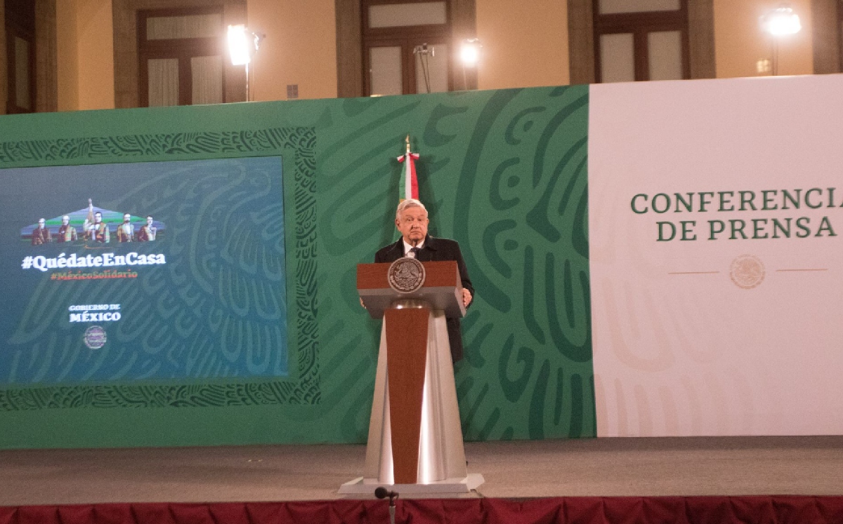 El mandatario dijo que la campaña de vacunación al personal médico continúa. (Cuartoscuro)