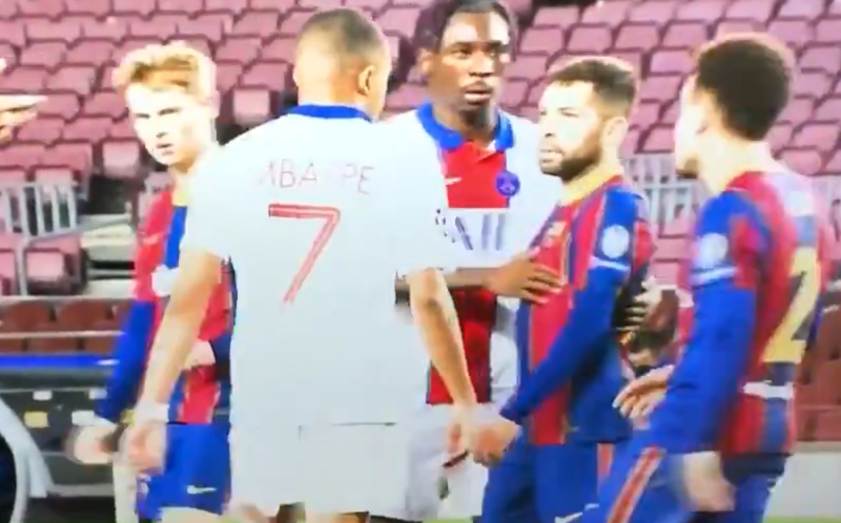 Pleito entre Kylian Mbappé y Jordi Alba (+Movistar)