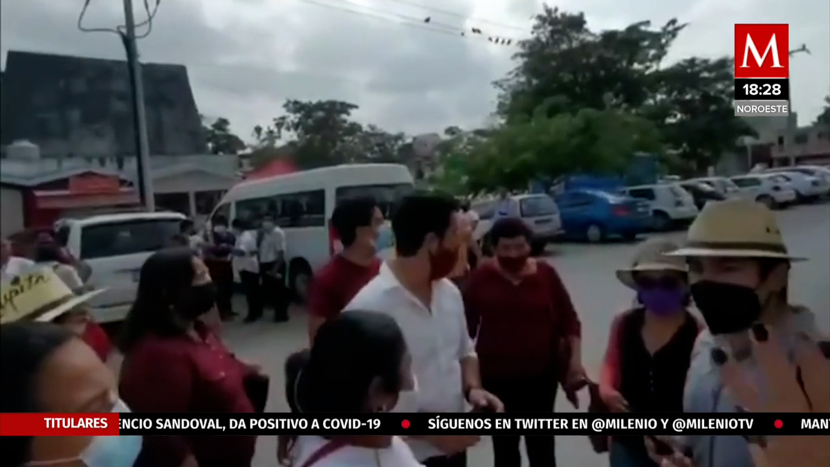 Simpatizantes de Morena agreden a reporteros en Campeche