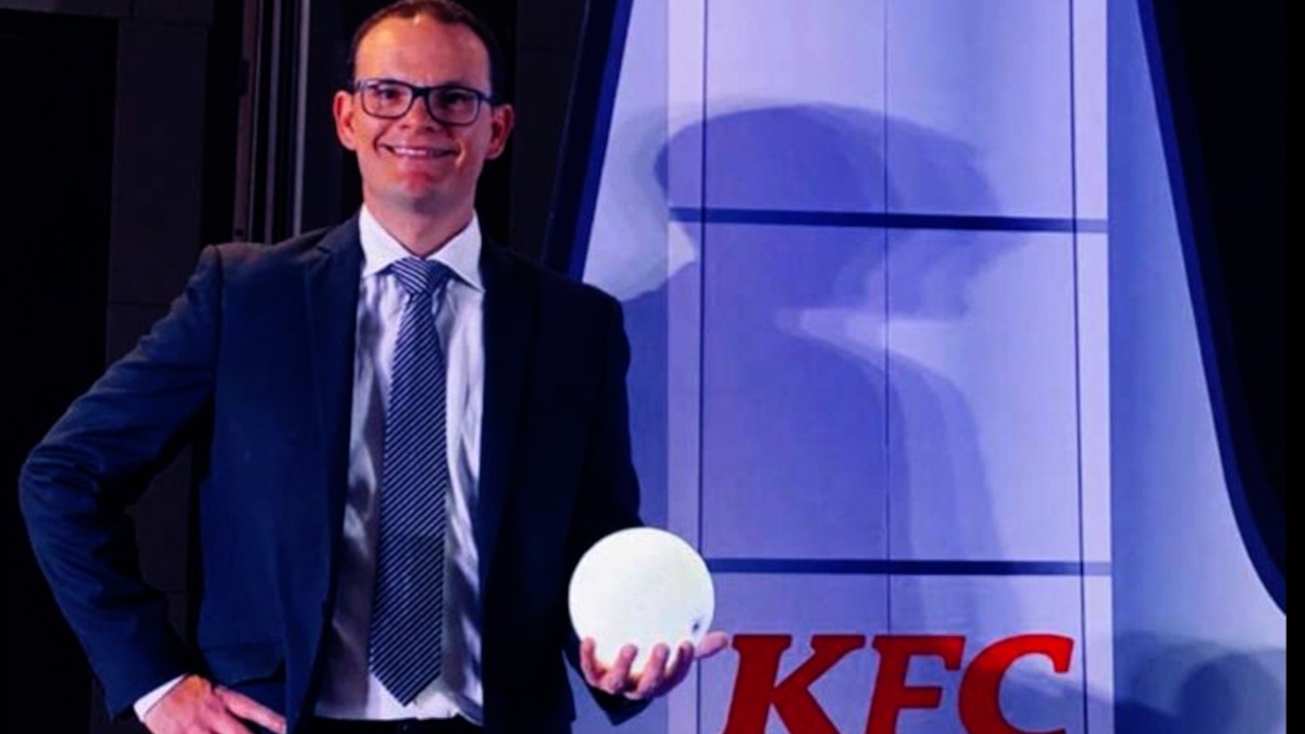 Artemio Santos, director general de KFC Méxcio | Especiales Milenio