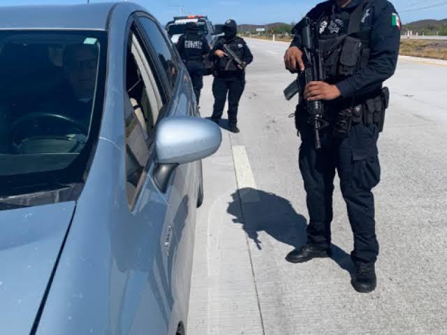 El titular de la SSP invitó a los jóvenes de nuevo ingreso que en su actuar policial ponderen siempre los valores. (Especial)