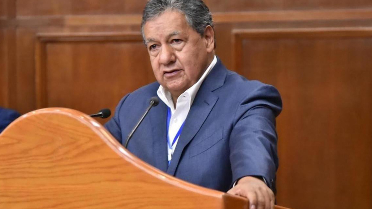 Validación de Corte para bajar integrantes en cabildos, acto de justicia: Higinio Martínez