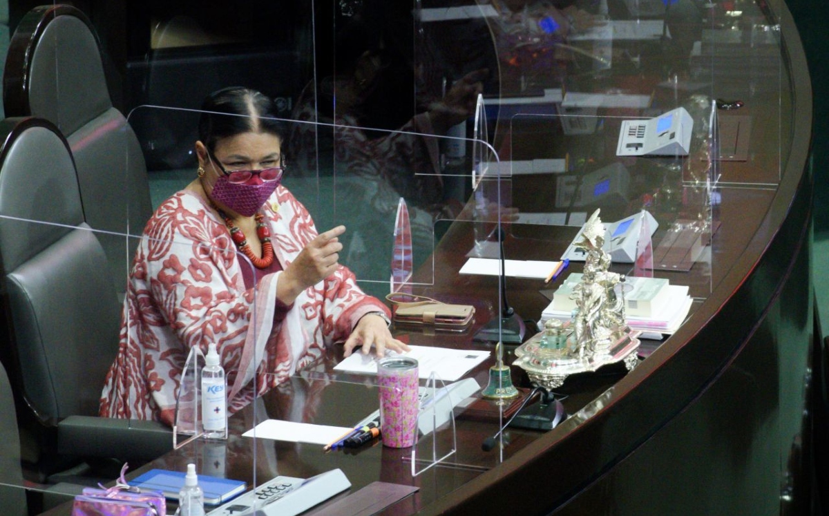 Dulce María Sauri, presidenta de la mesa directiva, durante la sesión ordinaria semipresencial de la Cámara de Diputados. (Cuartoscuro)