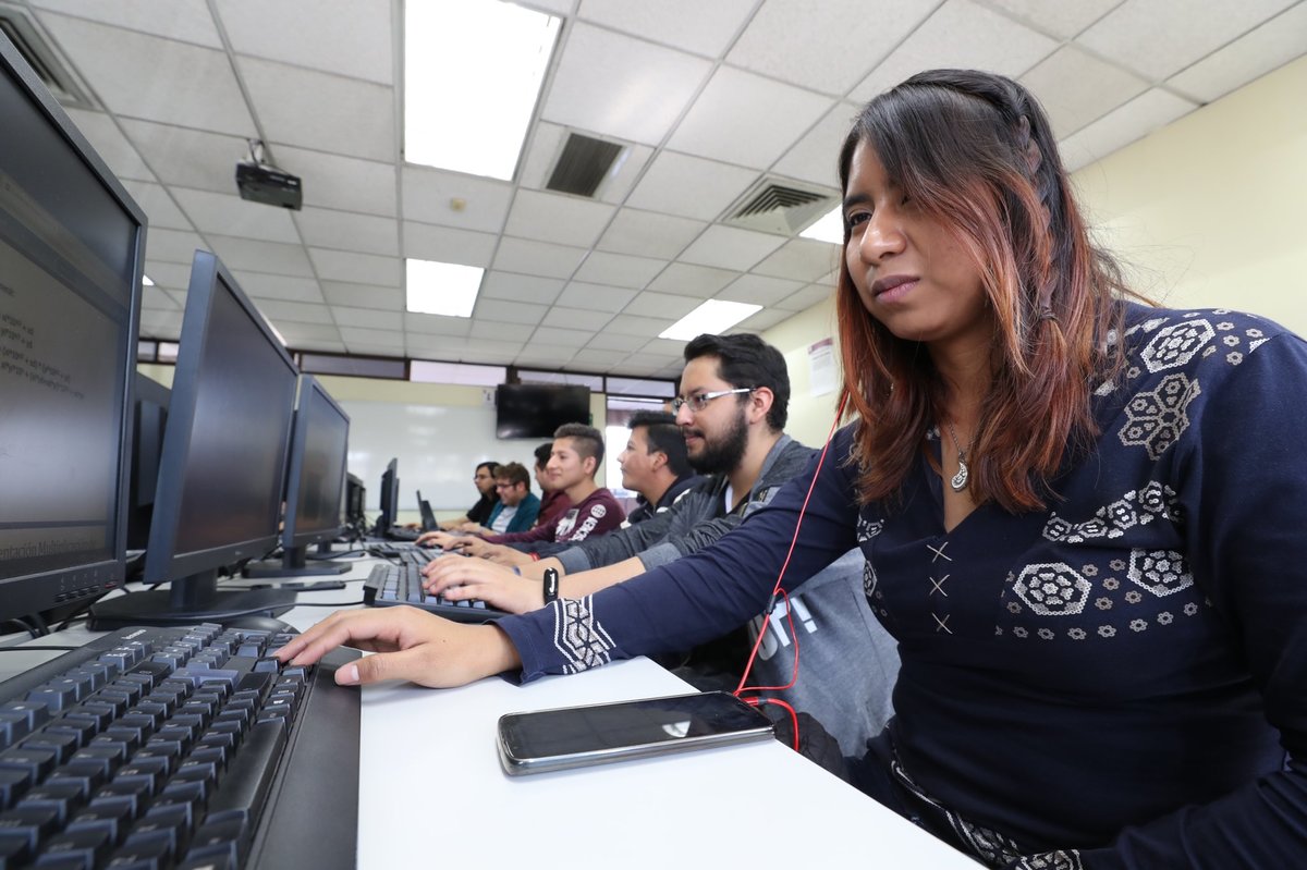 Regreso a clases a distancia del IPN | Especial