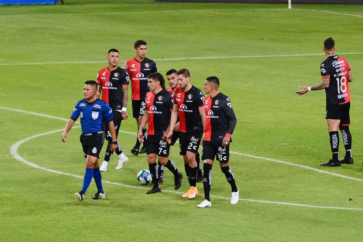 Atlas gana sobre la mesa al América por alineación indebida (Imago7)