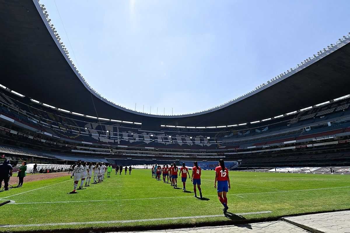 Partido amistoso del futbol femenil. La Selección Mexicana se midió a su similar de Costa Rica en el estadio Azteca