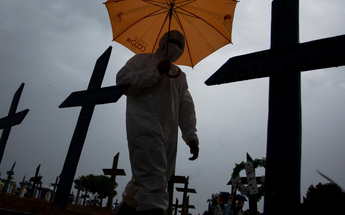 Brasil superó las 250 mil muertes por coronavirus. (AFP)