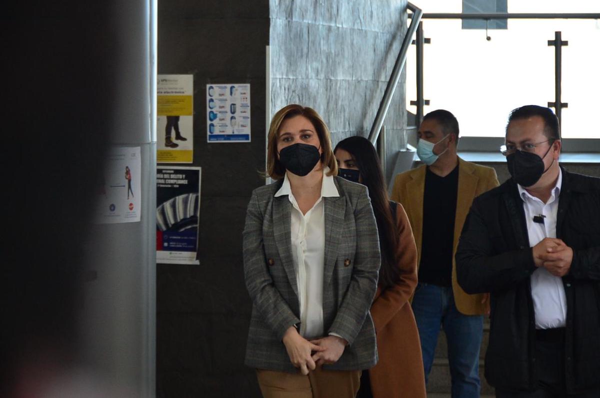 Maru Campos, precandidata al gobierno de Chihuahua, ha sido acusada de corrupción.