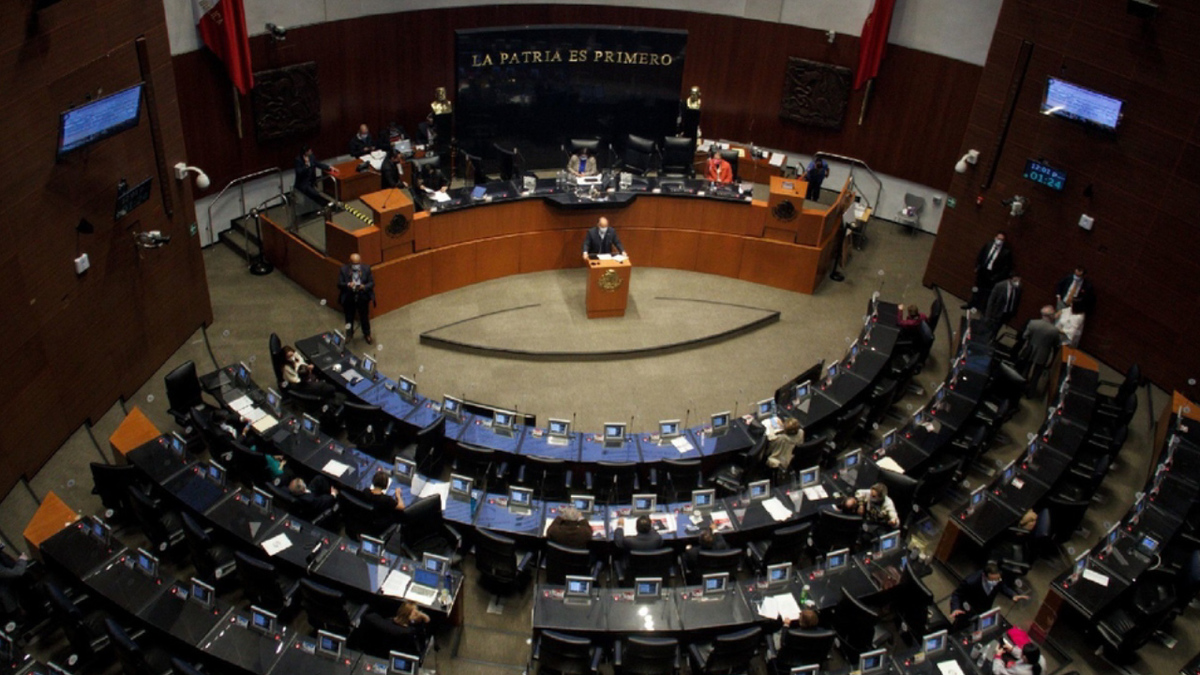 Senadores del PAN piden renuncia del titular de la ASF por "no saber aritmética"