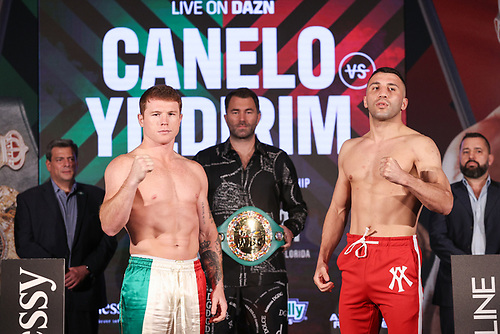 'Canelo' Álvarez vs Avni Yildirim (Ed Mulholland/Matchroom)