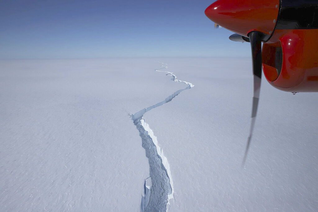 Un iceberg del tamaño de Londres se desprendió de la Antartida | AP