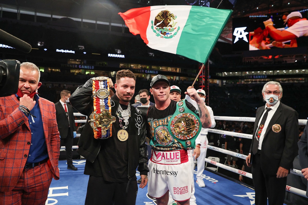 Saúl Álvarez mantiene los títulos mundiales del CMB y la AMB (Matchroom)