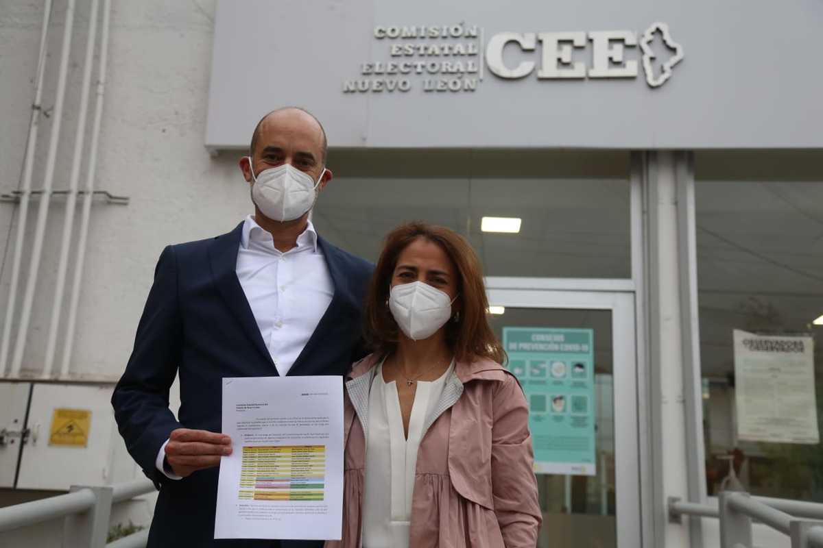 El alcalde de San Pedro Garza García, Miguel Treviño de Hoyos acudió acompañado de su esposa. Foto: Jorge López