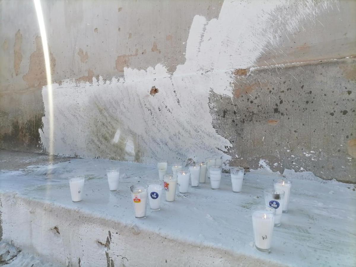 Familiares esperan la ayuda del gobierno para poder sepultar a sus familiares (Especial)