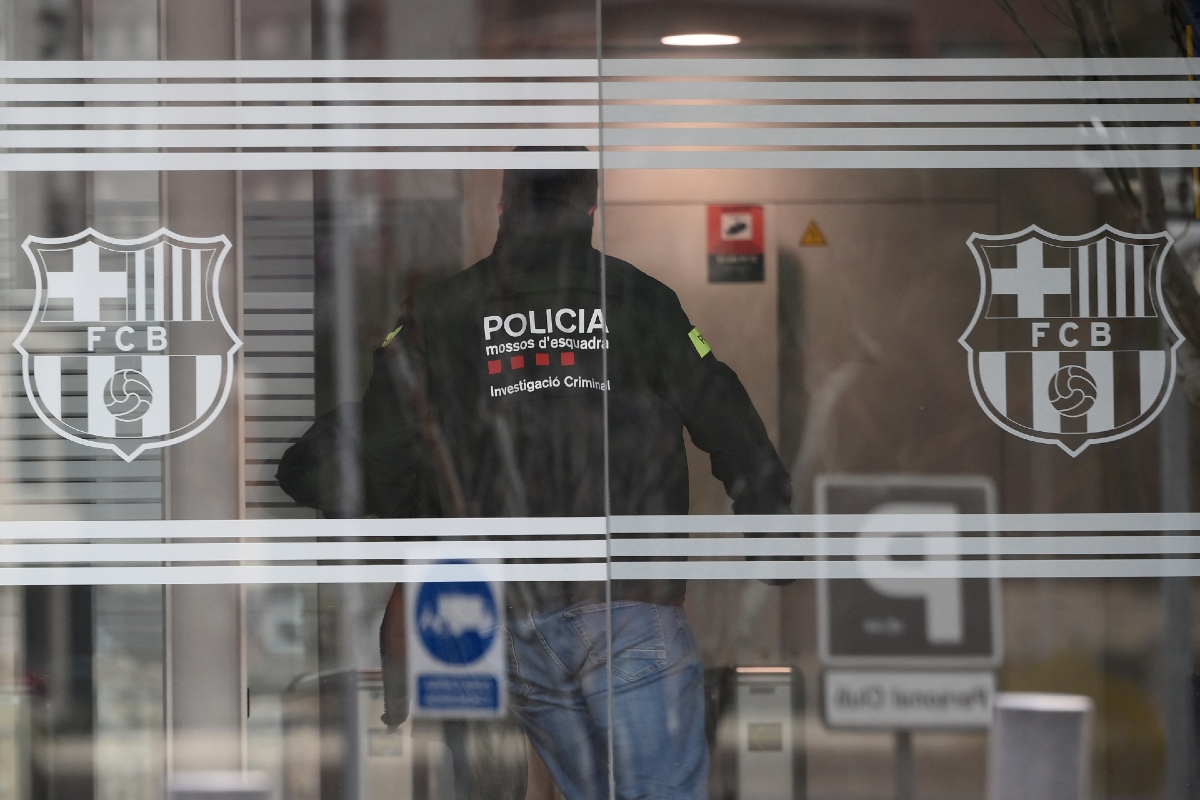 Policía catalana registra las oficinas del Barcelona (AFP)