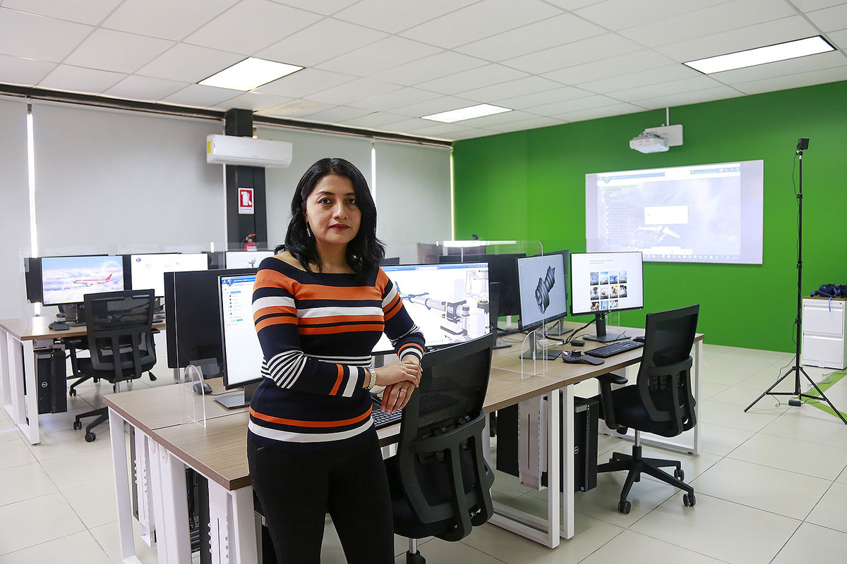Secretaria de economía a nivel municipal Carmen Mireya Calderón. (Andrés Lobato)