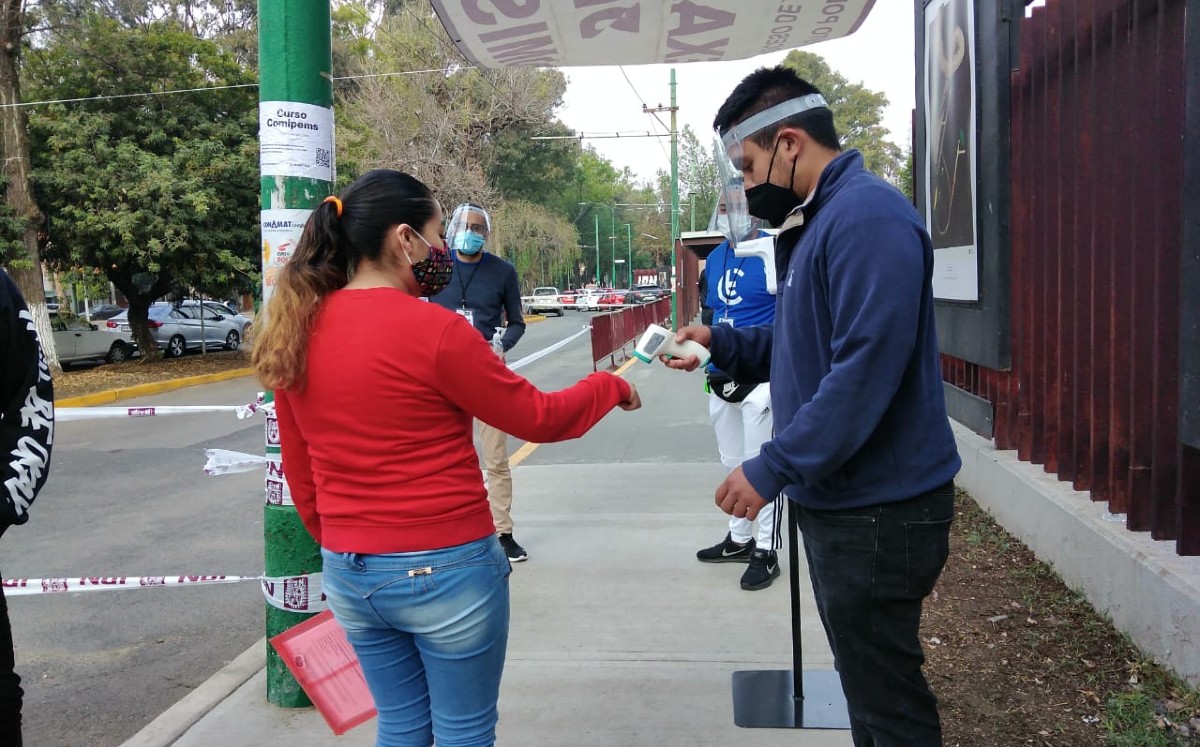 Los centros de registro se mantienen en servicio hasta las 17:00 horas. | Alejandra Zarate