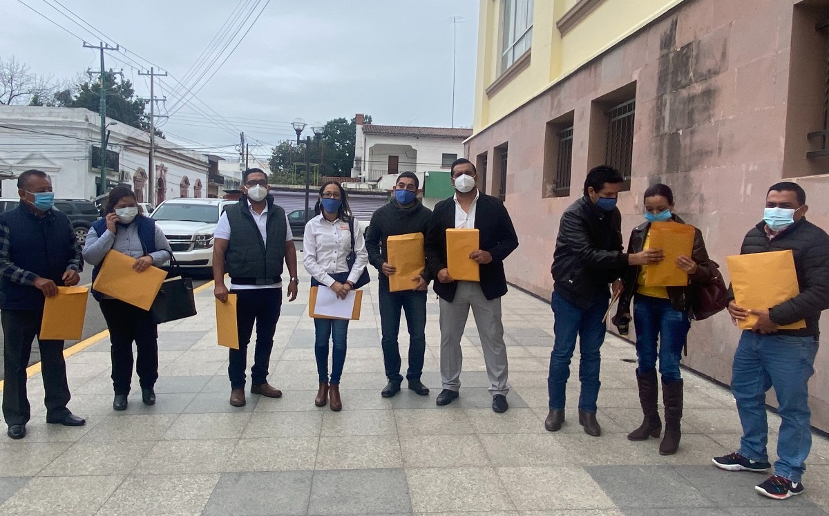 Maestros de escuelas de tiempo completo de Tamaulipas exigen pagos. (Antonio Hernández)