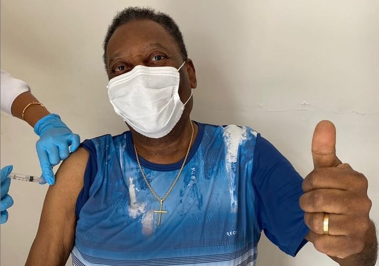 Pelé recibió la vacuna contra el covid-19 (Instagram)
