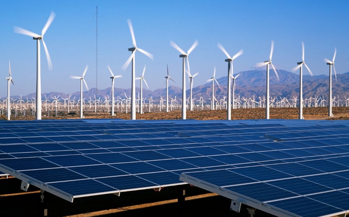 Energías eólica y solar son de las más impulsadas en EU. Foto: Murat Taner/ Getty Images