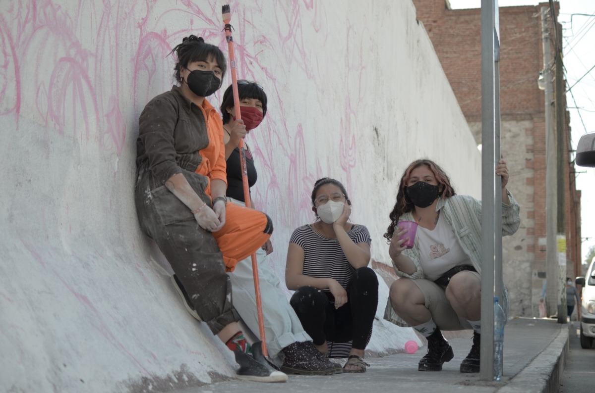 Integrantes de la colectiva feminista Meztli. (Cortesía: Leslie Saucillo)