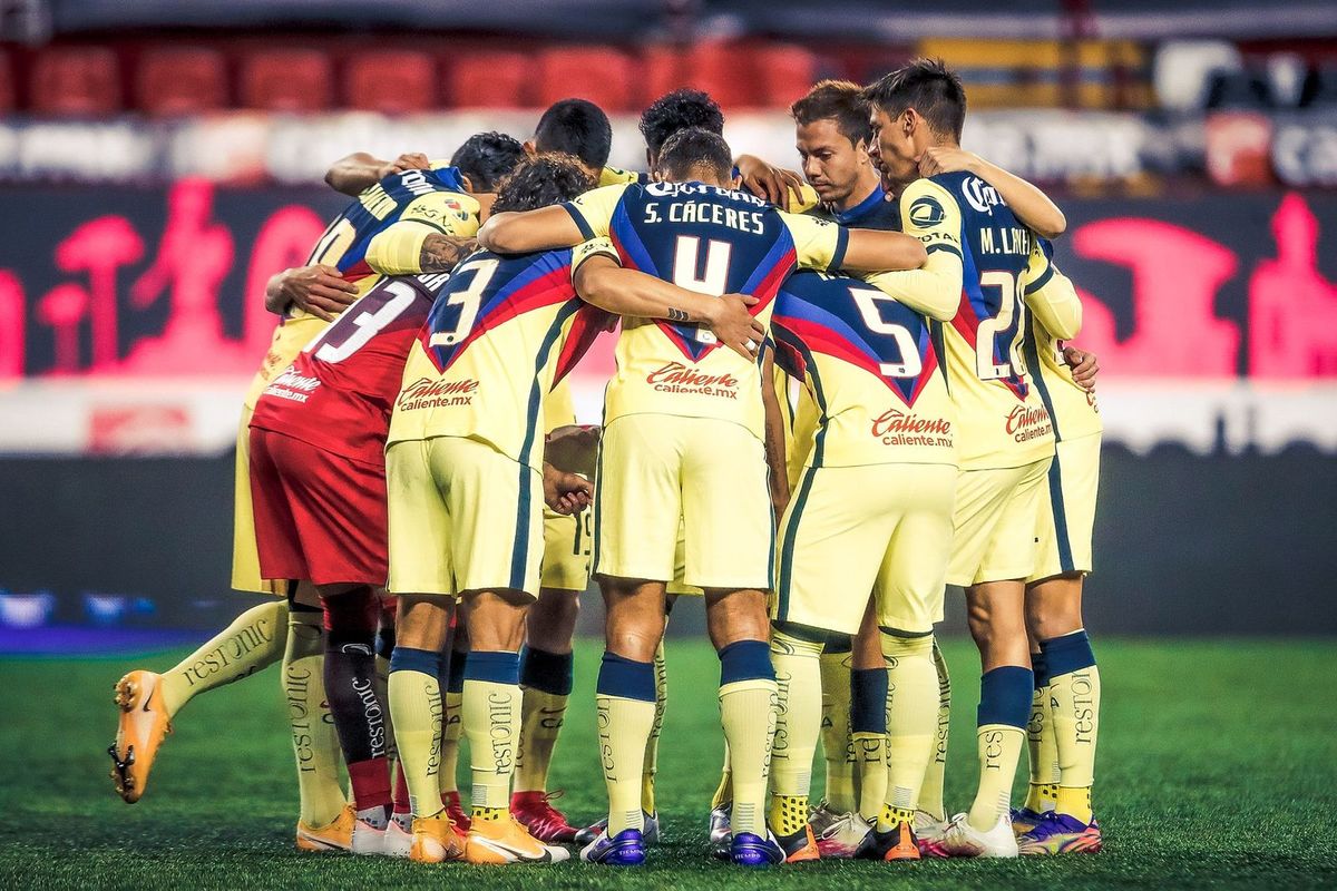 Jugadores del América antes del partido con Tijuana (Mexsport)