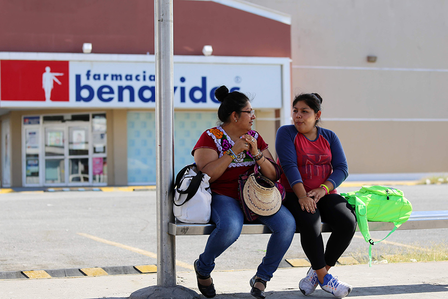 Mujeres en La Laguna. (Mauricio Román)