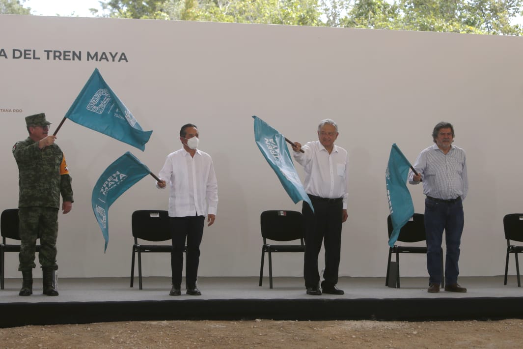 El presidente López Obrador da banderazo del tramo 5 del Tren Maya. (Ariana Pérez)