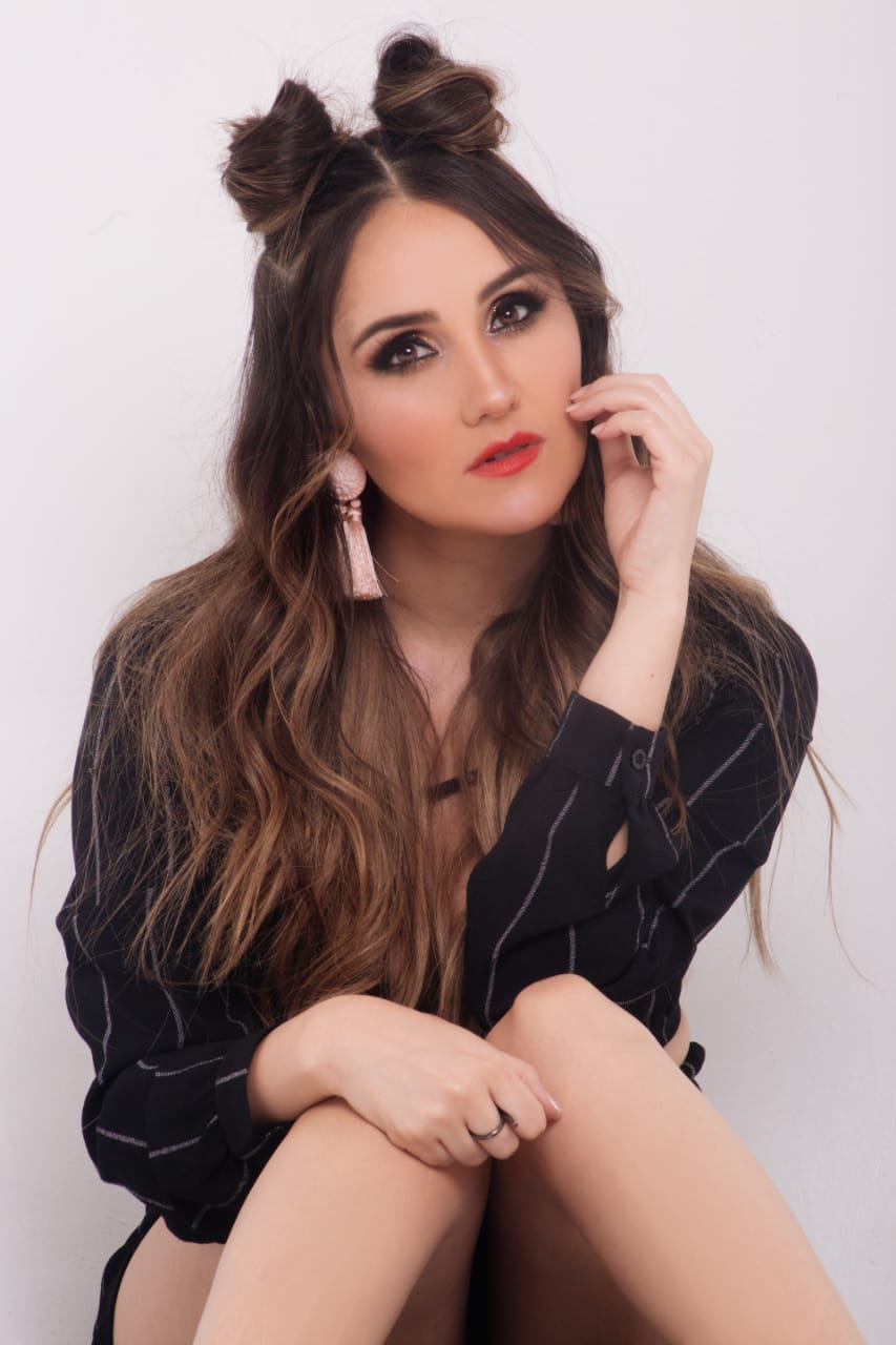 Con "Nunca" Dulce María se colocó  en el top de las listas internacionales (ESPECIAL).