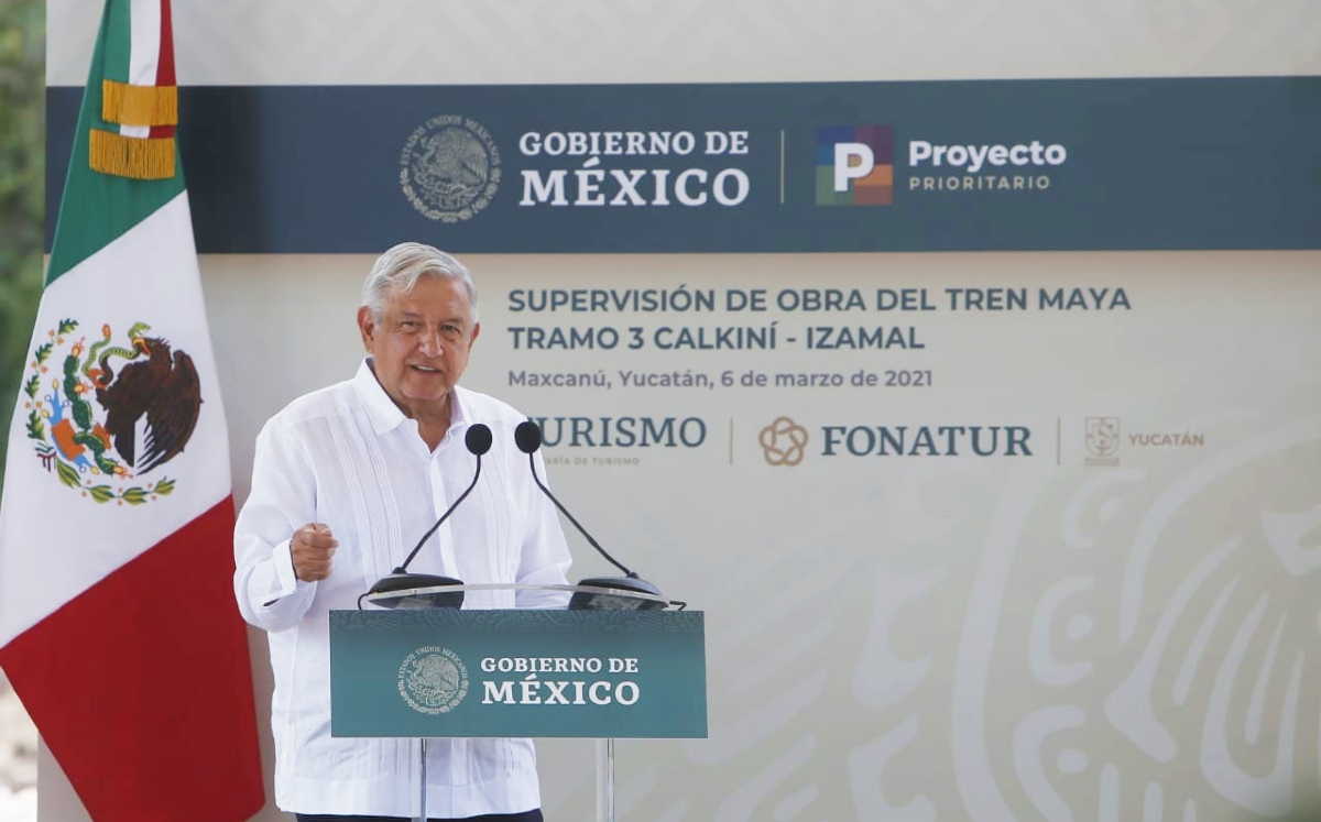 El Presidente durante s evento en Yucatán para supervisar obras del Tren Maya. (Ariana Pérez)