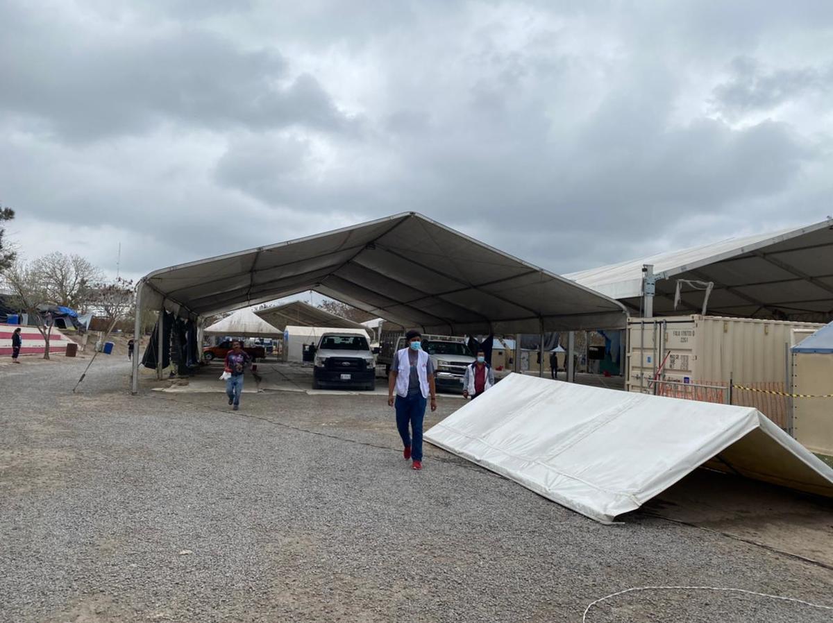 Desmantelan campamento de migrantes en Matamoros