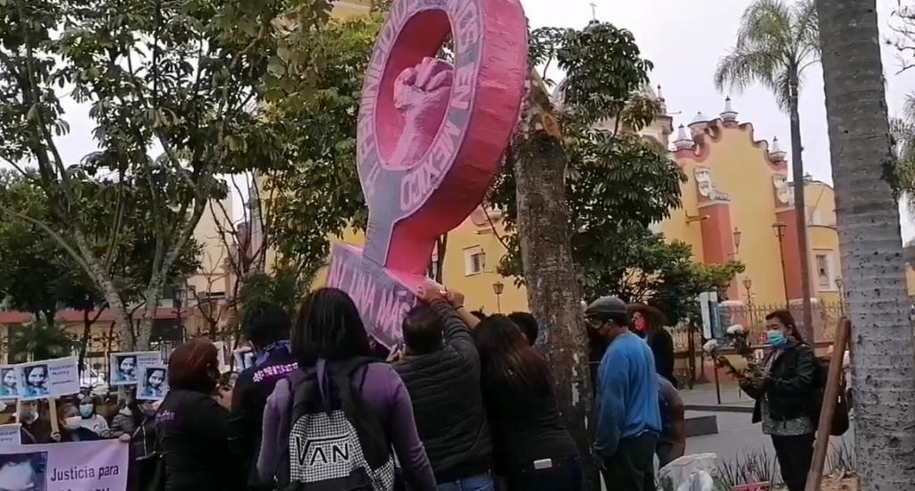 Las mujeres pidieron esclarecer todos los crímenes de género en el estado. (Isabel Zamudio)