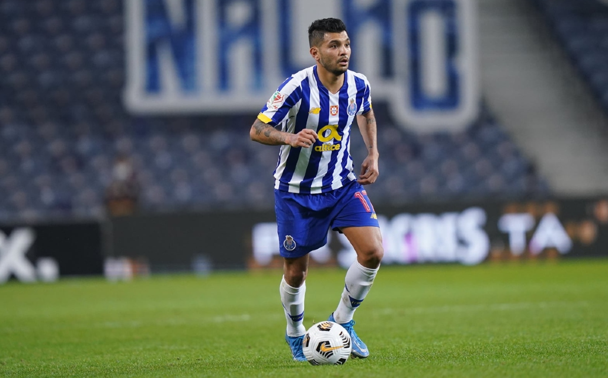 'Tecatito' Corona, jugador del Porto (Facebook Porto)
