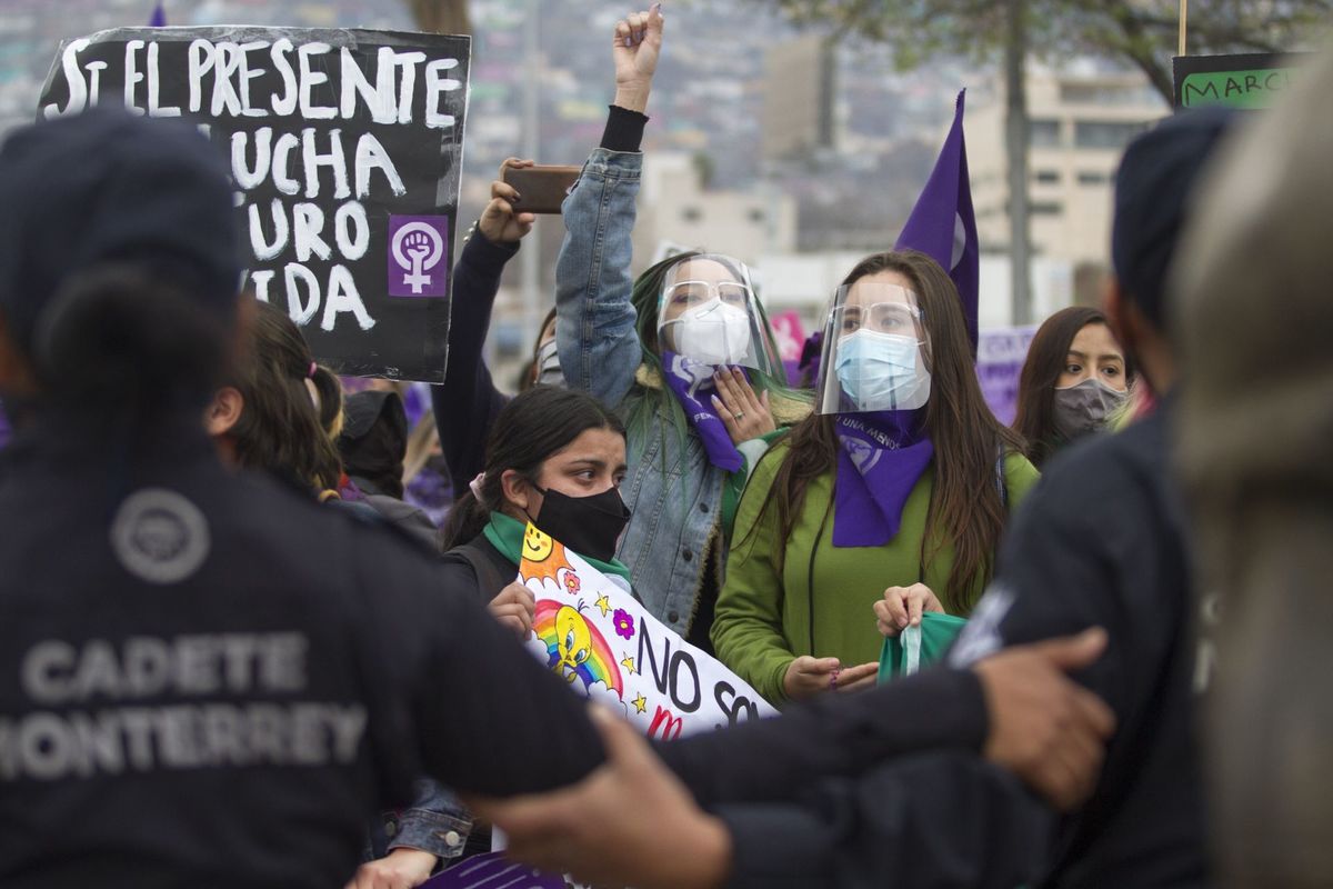 Abogodxs 8M solicitó a las autoridades que se eviten represiones durante la marcha del 8M. (Cuartoscuro)