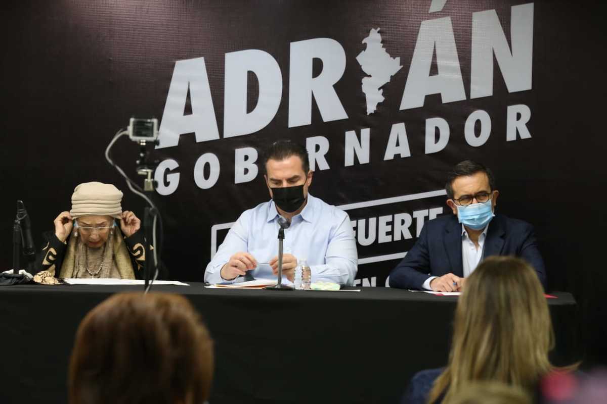 El candidato a la gubernatura por la Coalición Vamos Fuerte Nuevo León, Adrián de la Garza Santos. Foto: Raúl Palacios